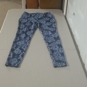 Faded glory size small/4-6 flower print jeggings
